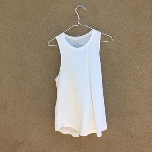 American Eagle Bundle!!! Tanks and T’s